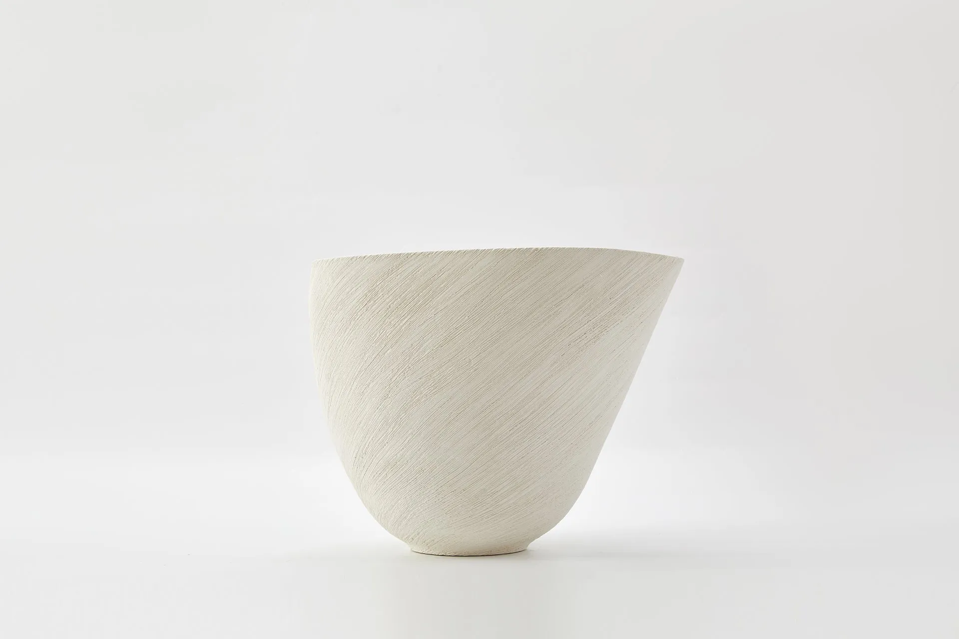 A The Foundry House Morph Bowl Ivory