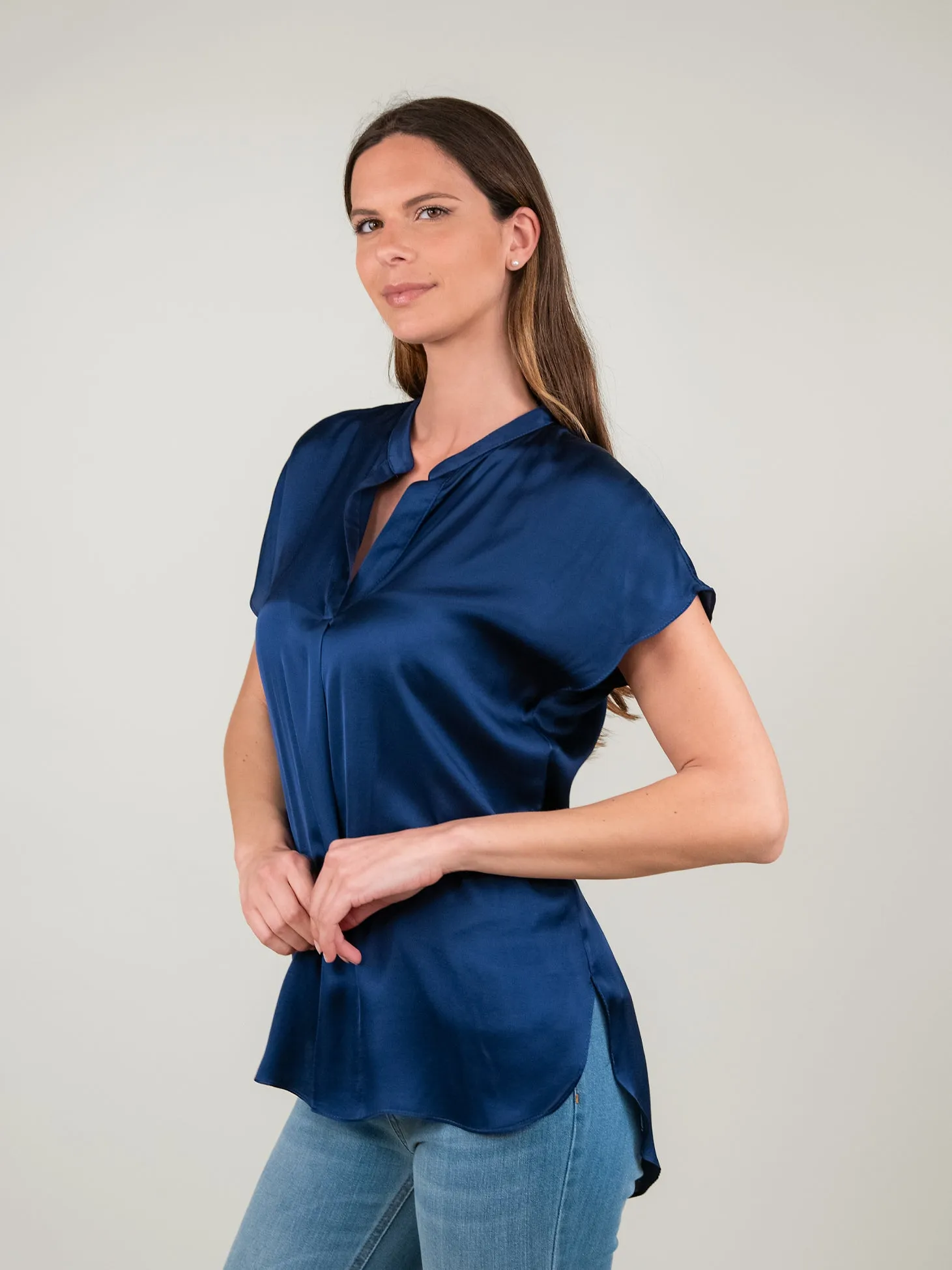 BLUSA A MANICA CORTA IN RASO BLU