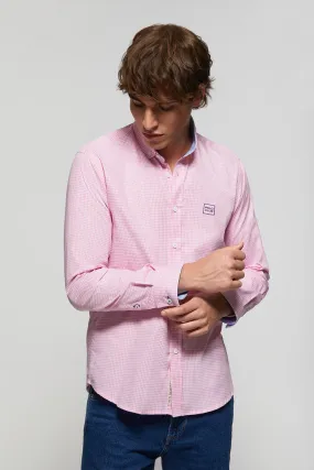 Camisa rosa a cuadros vichy con detalle bordado