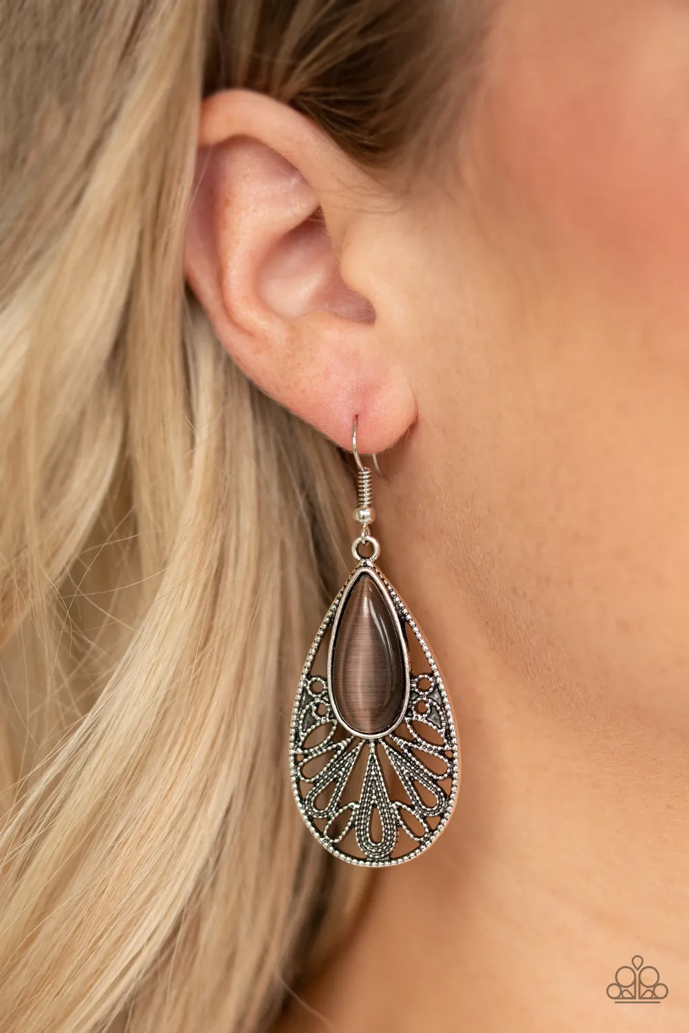 Glowing Tranquility Brown Earrings