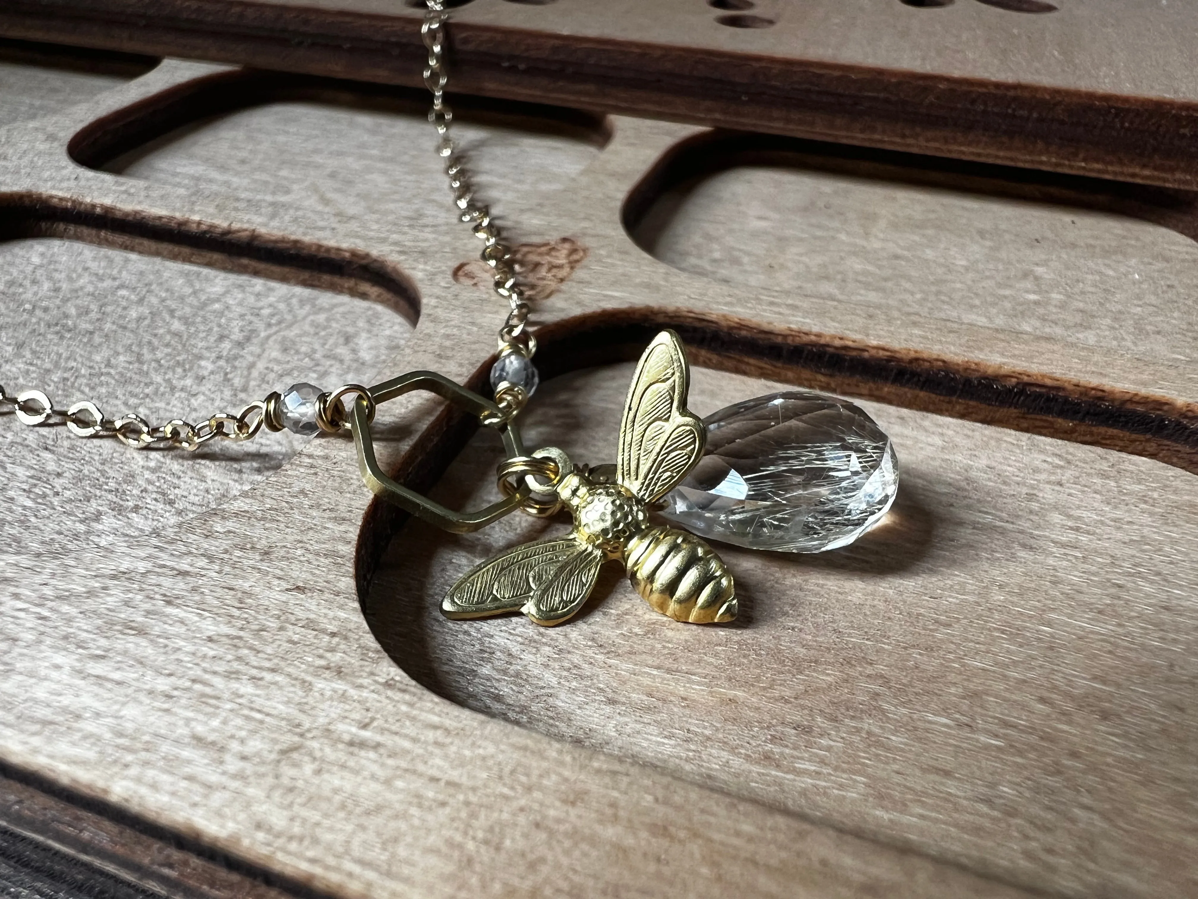 HoneyBead - Busy Bee Necklace