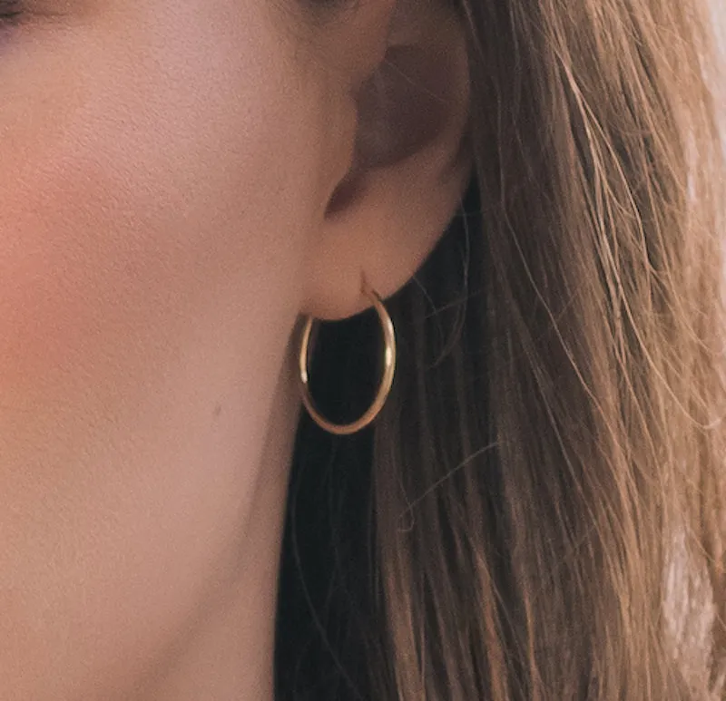 Medium Dainty Hoops