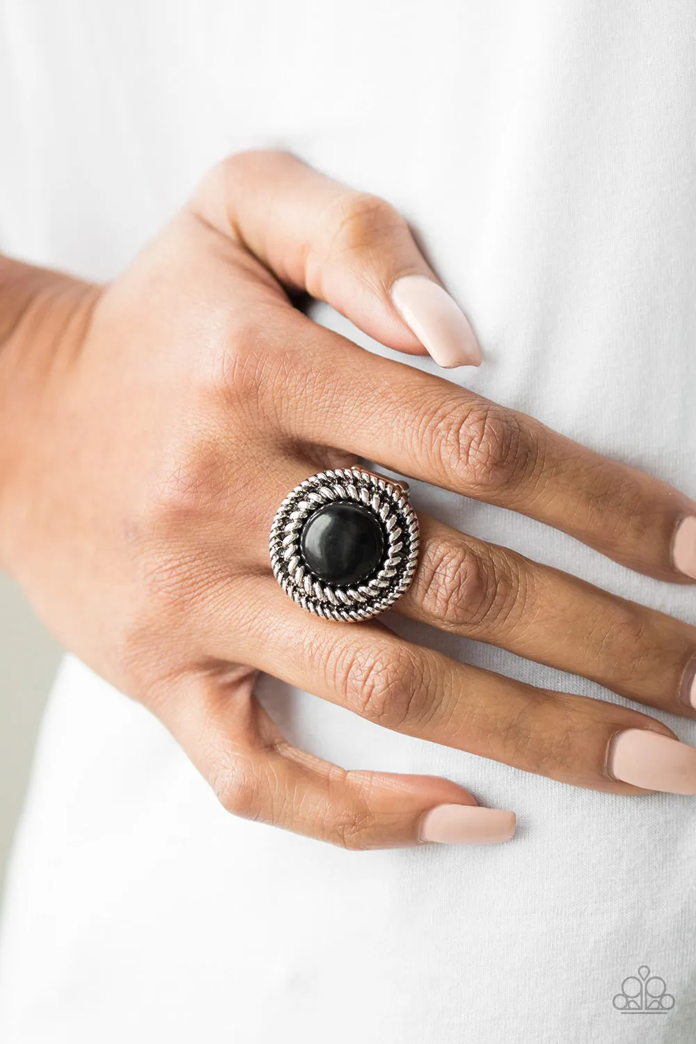 Rare Minerals Black-Ring